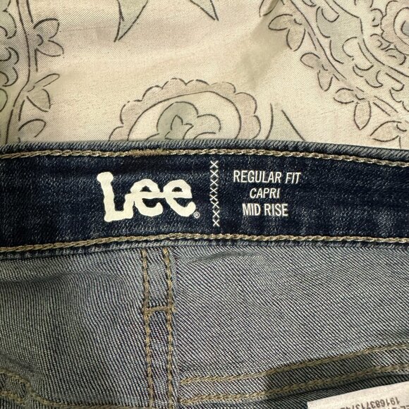 Lee's Capri Jeans - Picture 4 of 5